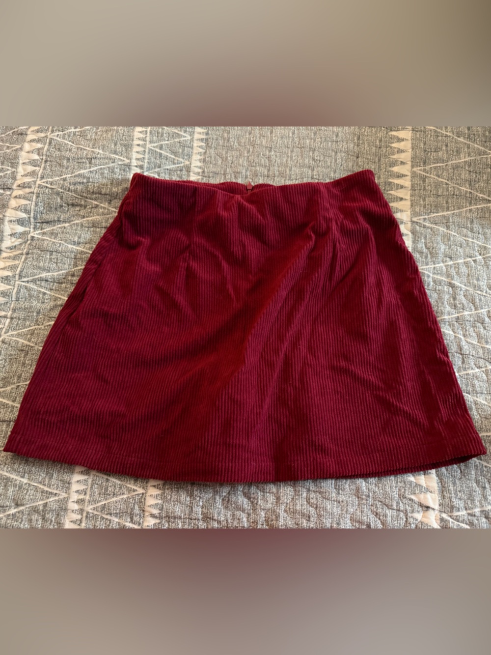 HALARA Burgundy Ribbed Corduroy Skort